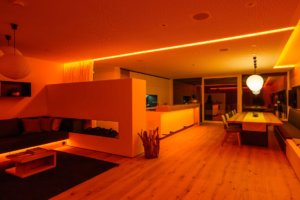 Showhome lichtsteuerung 300x200 - Showhome-lichtsteuerung